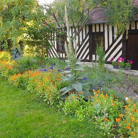 La Baronnie Bed and Breakfast Vieux-Pont Exterior foto